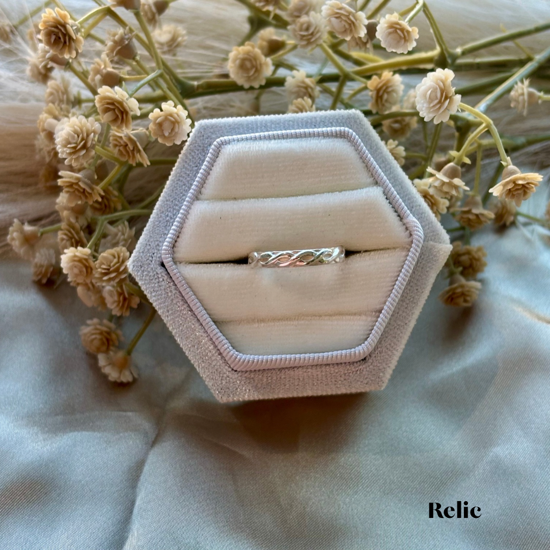 Statement Ring Class